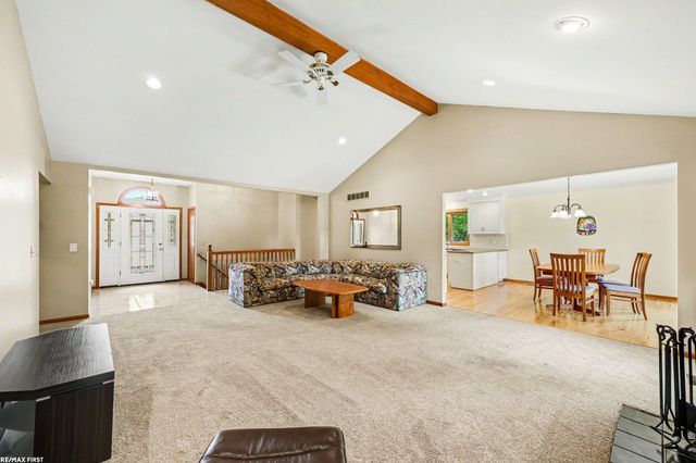 15916 French Creek Drive, Fraser, MI 48026