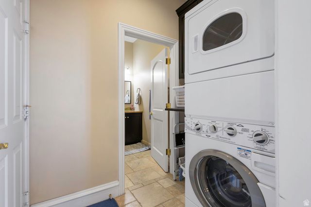 684 N SUMMIT WAY, Alpine, UT 84004