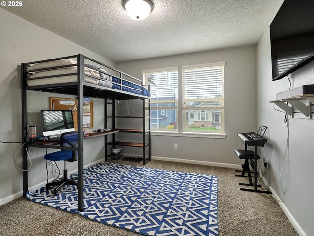 960 Ne CASCADIA RIDGE Dr, Estacada, OR 97023