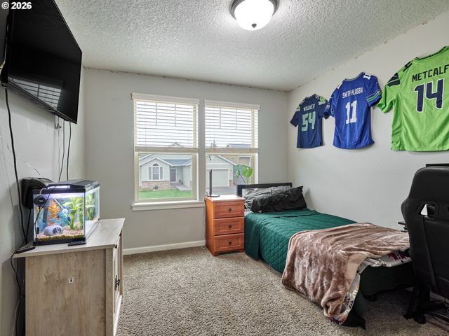 960 Ne CASCADIA RIDGE Dr, Estacada, OR 97023