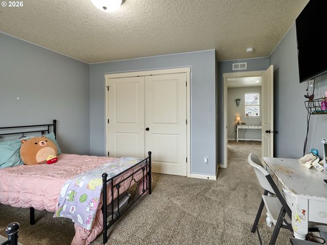 960 Ne CASCADIA RIDGE Dr, Estacada, OR 97023