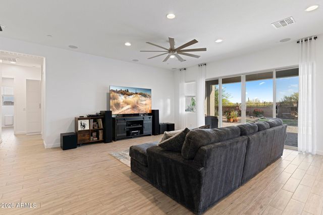 12487 W OYER Lane, Peoria, AZ 85383