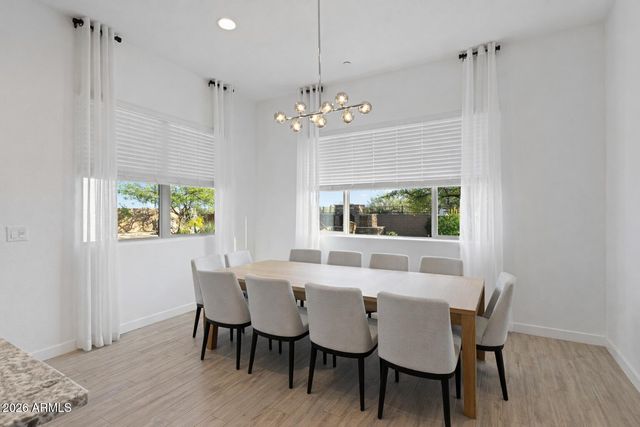 12487 W OYER Lane, Peoria, AZ 85383