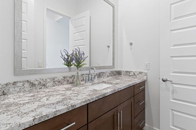 12487 W OYER Lane, Peoria, AZ 85383