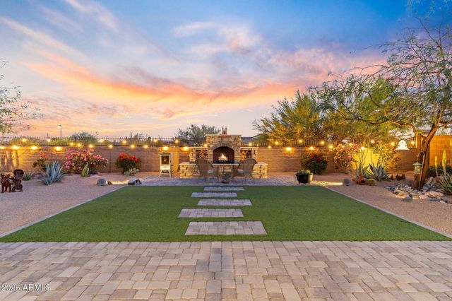 12487 W OYER Lane, Peoria, AZ 85383