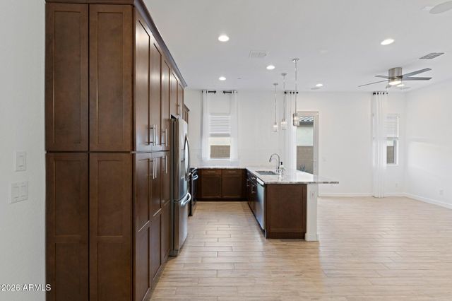 12487 W OYER Lane, Peoria, AZ 85383