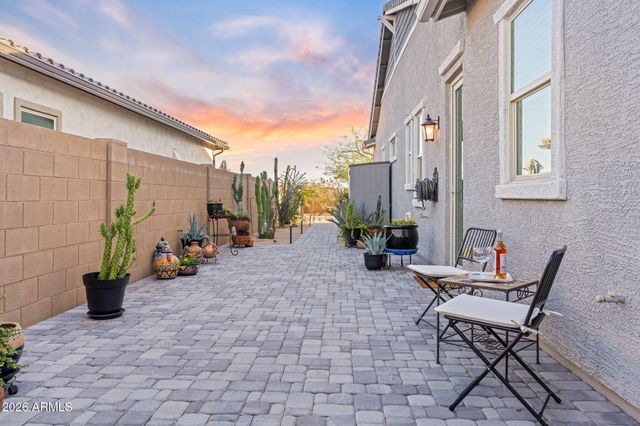 12487 W OYER Lane, Peoria, AZ 85383