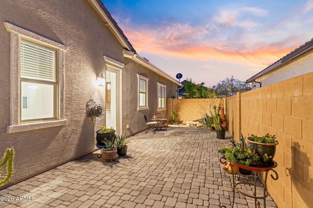 12487 W OYER Lane, Peoria, AZ 85383