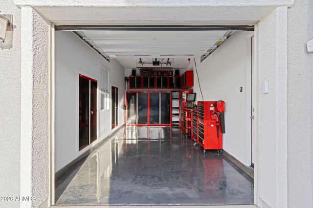 12487 W OYER Lane, Peoria, AZ 85383