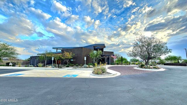 12487 W OYER Lane, Peoria, AZ 85383