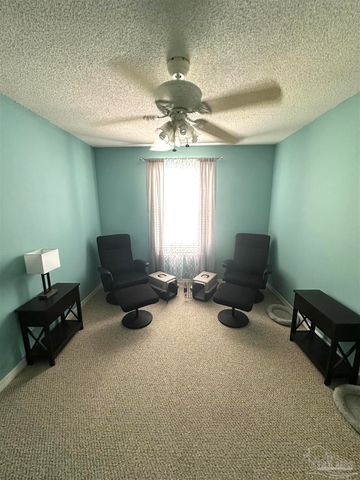 4806 Oscar Ln, Pace, FL 32571