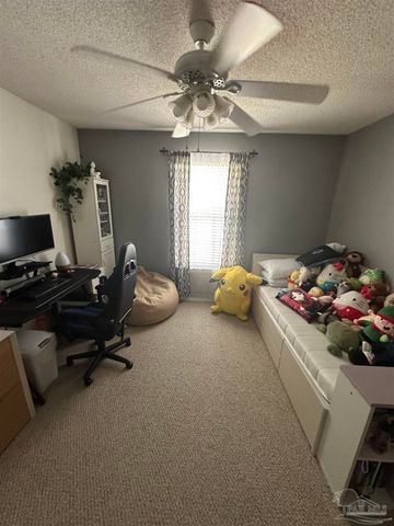 4806 Oscar Ln, Pace, FL 32571