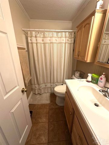 4806 Oscar Ln, Pace, FL 32571