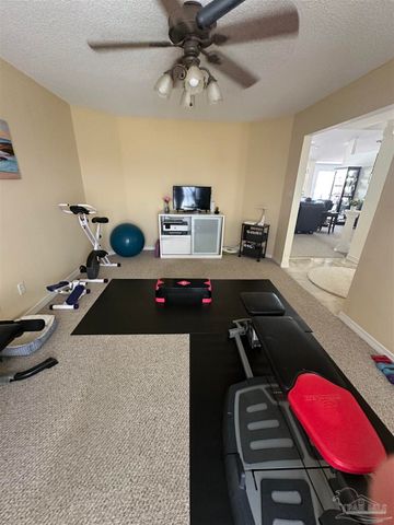 4806 Oscar Ln, Pace, FL 32571