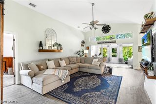9801 Las Casas DR, Fort Myers, FL 33919