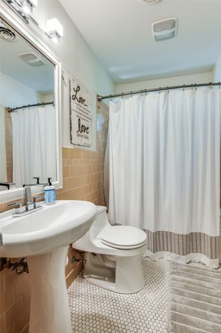 3582 Dryden Road, Fort Worth, TX 76109