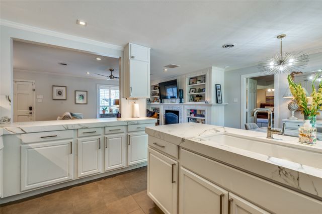 3582 Dryden Road, Fort Worth, TX 76109