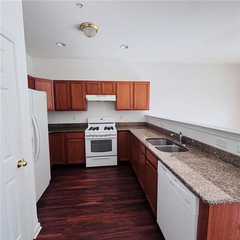 1011 King Way, Upper Macungie Twp, PA 18031