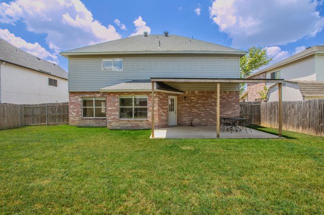 3148 Pine Valley Drive, Grand Prairie, TX 75052