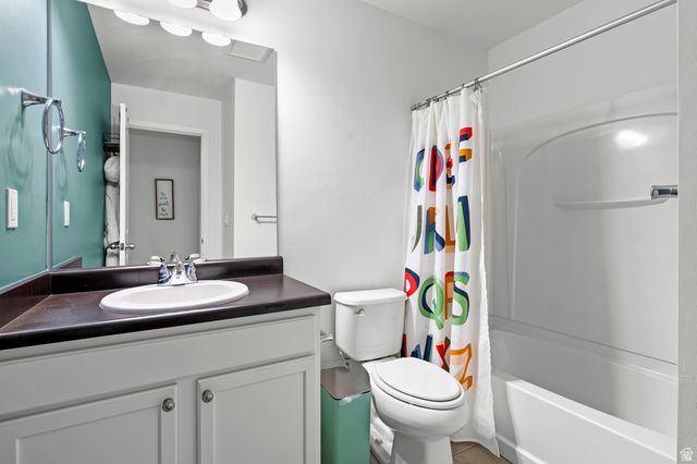 10243 S SILVER MINE RD, South Jordan, UT 84009