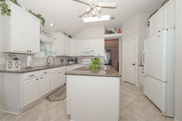 2203 Red Bird Lane, Pattison, TX 77423