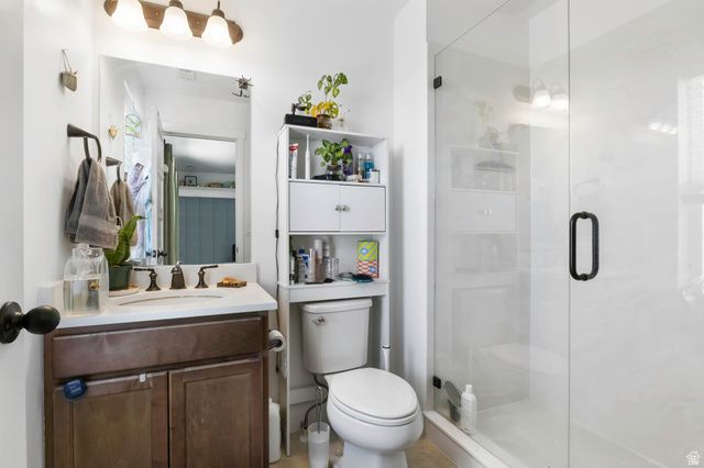 5522 W BURNTSIDE AVE, South Jordan, UT 84009