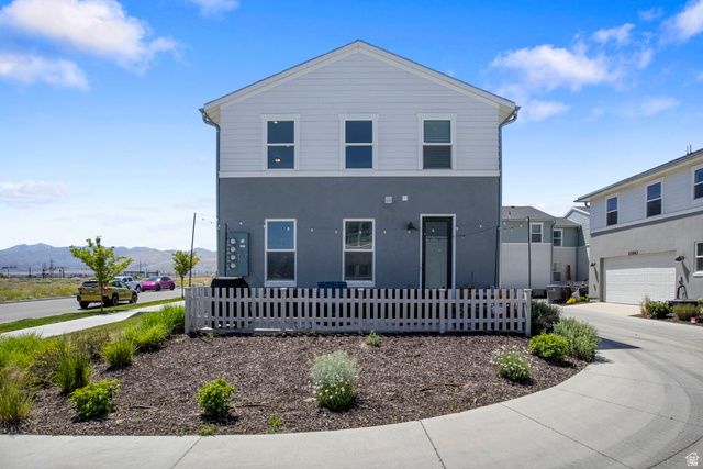 5522 W BURNTSIDE AVE, South Jordan, UT 84009