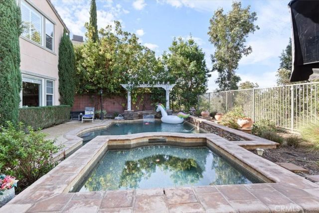 33 Craftsbury Place, Ladera Ranch, CA 92694