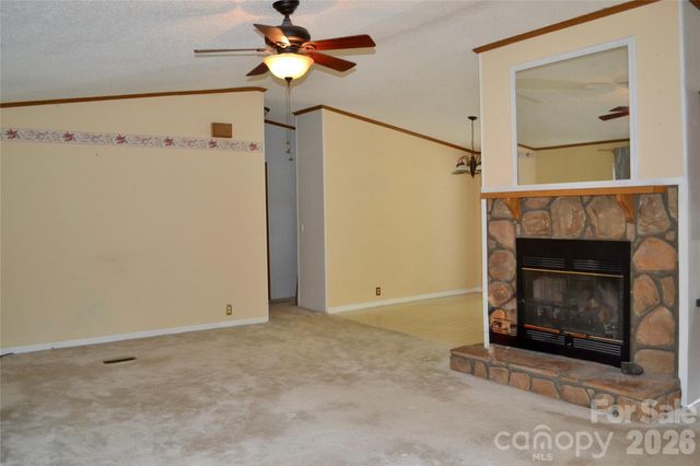4851 Mounira Avenue, Hickory, NC 28602