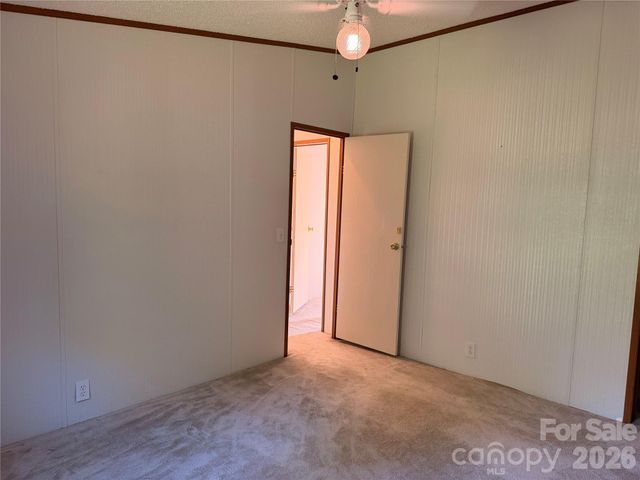 4851 Mounira Avenue, Hickory, NC 28602