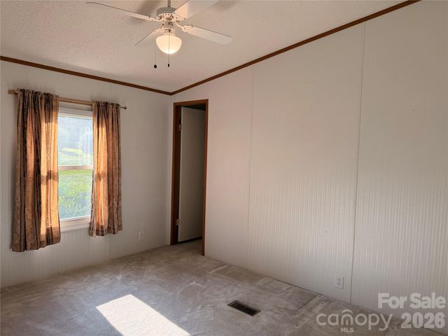 4851 Mounira Avenue, Hickory, NC 28602