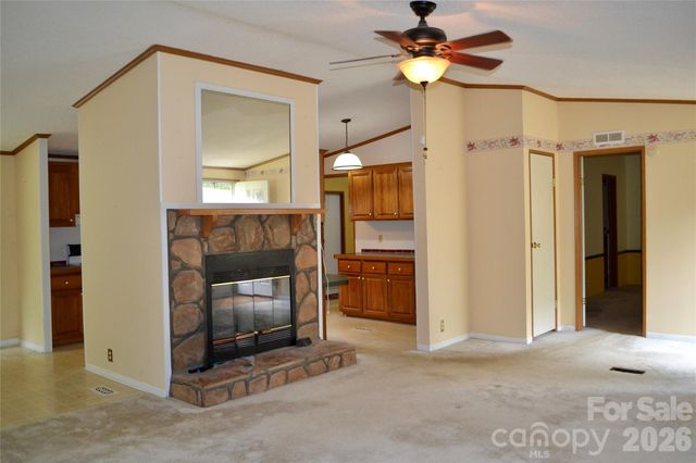 4851 Mounira Avenue, Hickory, NC 28602