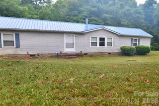 4851 Mounira Avenue, Hickory, NC 28602