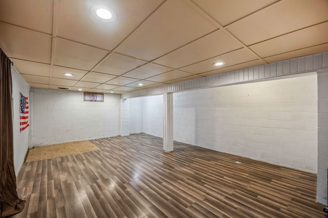 414 SE 6th Street, Ankeny, IA 50021