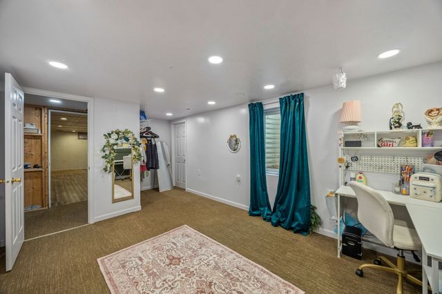 414 SE 6th Street, Ankeny, IA 50021