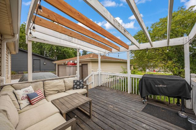 414 SE 6th Street, Ankeny, IA 50021