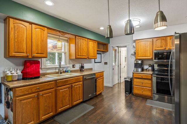 414 SE 6th Street, Ankeny, IA 50021