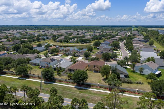 320 Wishing Well Circle SW, Palm Bay, FL 32908