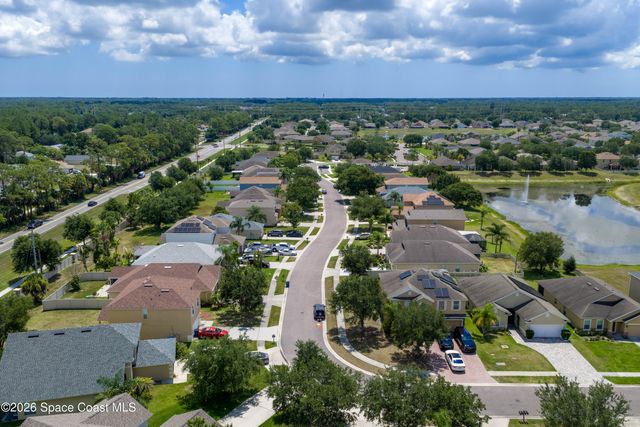 320 Wishing Well Circle SW, Palm Bay, FL 32908