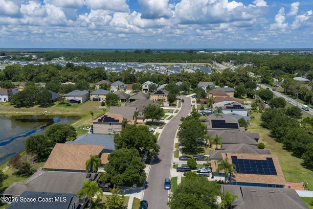 320 Wishing Well Circle SW, Palm Bay, FL 32908