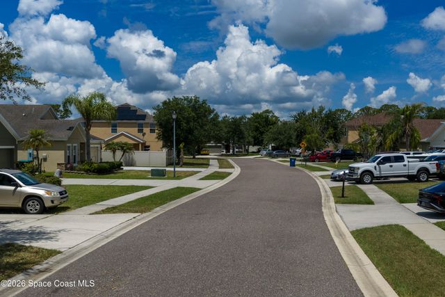 320 Wishing Well Circle SW, Palm Bay, FL 32908