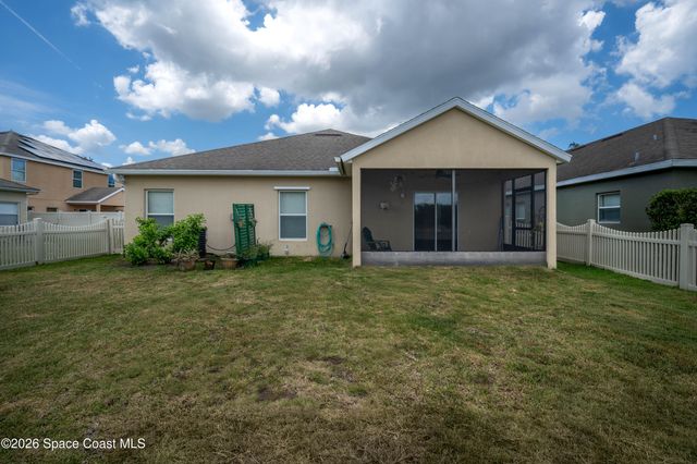 320 Wishing Well Circle SW, Palm Bay, FL 32908