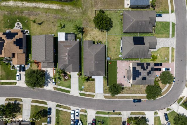 320 Wishing Well Circle SW, Palm Bay, FL 32908