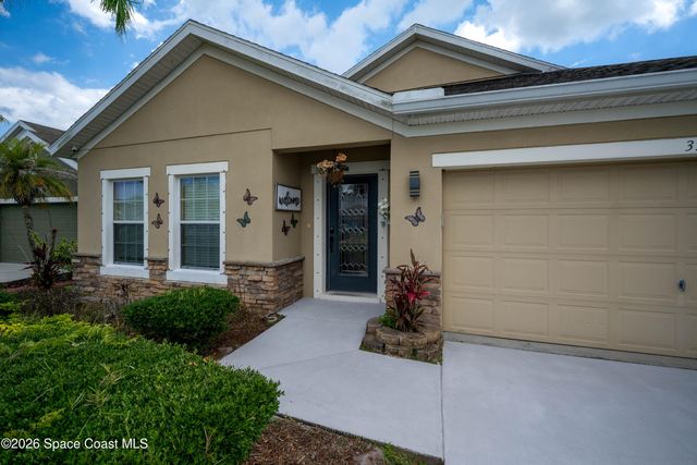 320 Wishing Well Circle SW, Palm Bay, FL 32908