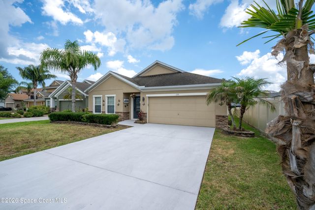 320 Wishing Well Circle SW, Palm Bay, FL 32908