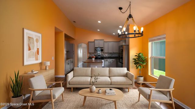 320 Wishing Well Circle SW, Palm Bay, FL 32908