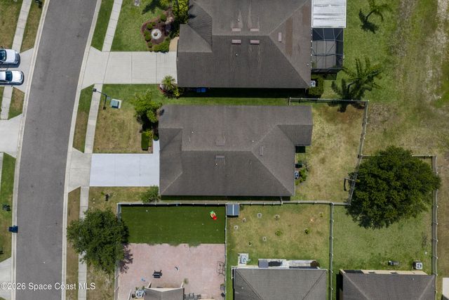 320 Wishing Well Circle SW, Palm Bay, FL 32908