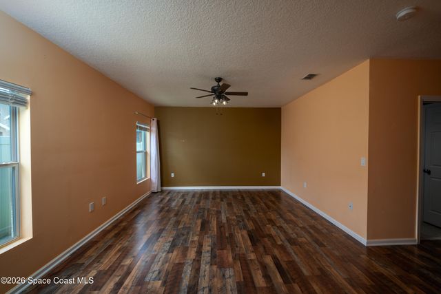 320 Wishing Well Circle SW, Palm Bay, FL 32908
