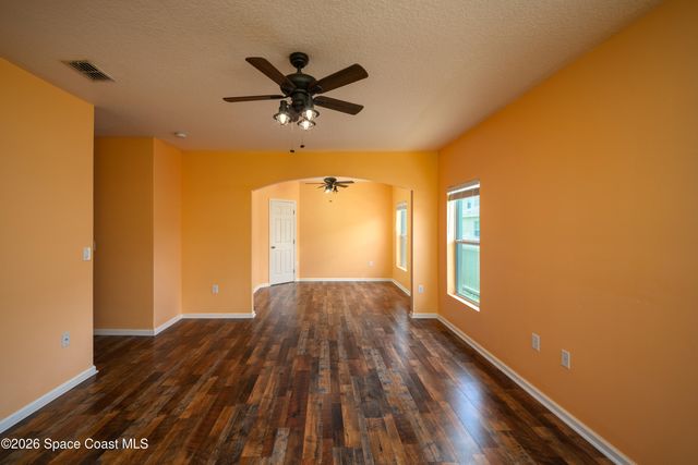 320 Wishing Well Circle SW, Palm Bay, FL 32908