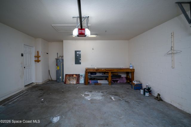 320 Wishing Well Circle SW, Palm Bay, FL 32908